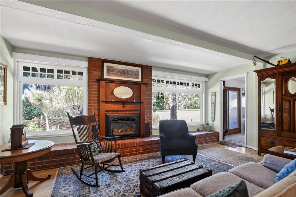 2599 Helena Street San Luis Obispo, CA 93401