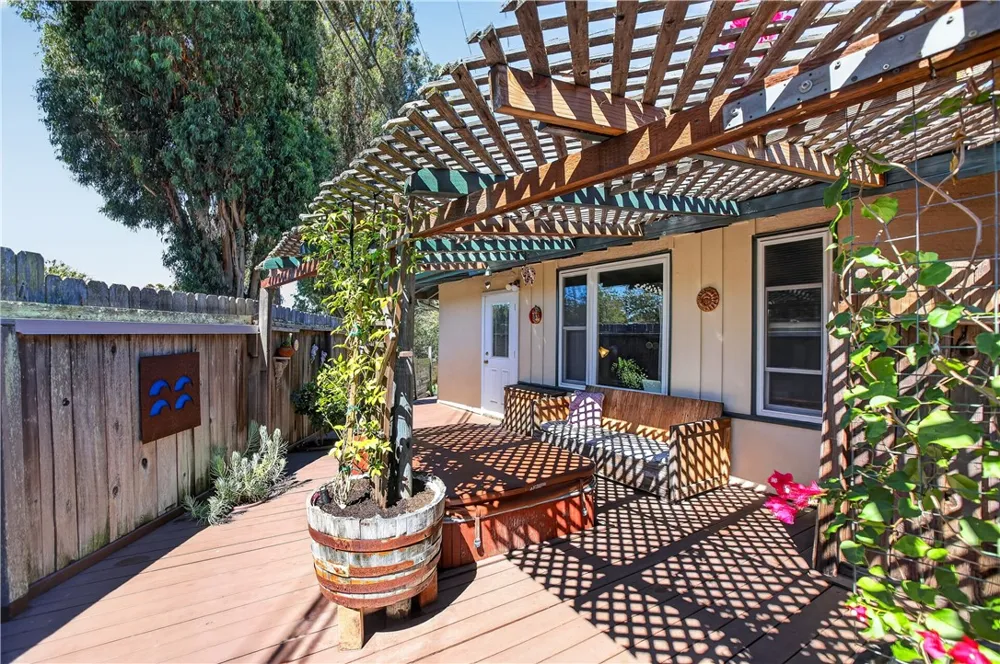 2599 Helena Street San Luis Obispo, CA 93401