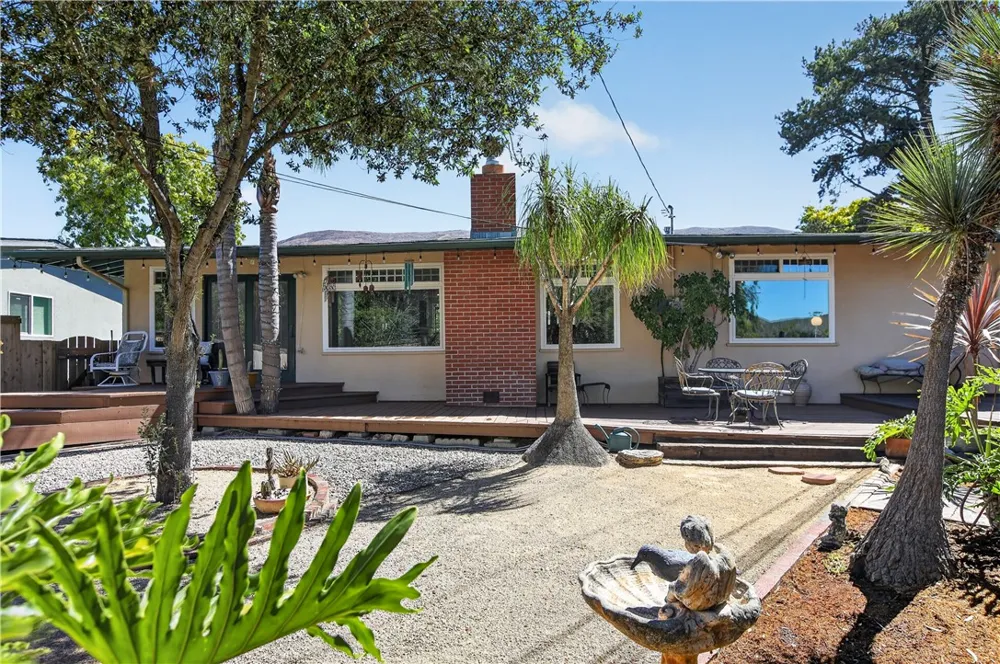 2599 Helena Street San Luis Obispo, CA 93401