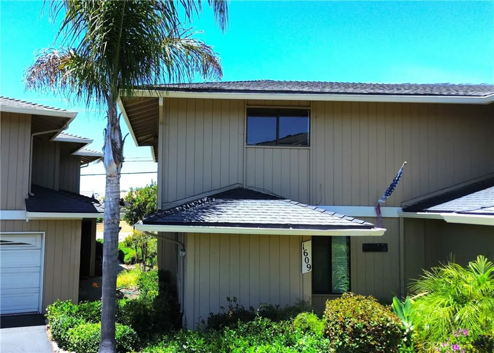1609 Manhattan Grover Beach, CA 93433