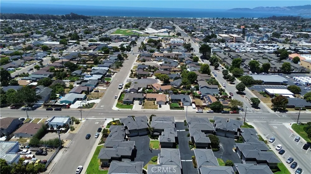 1609 Manhattan Grover Beach, CA 93433