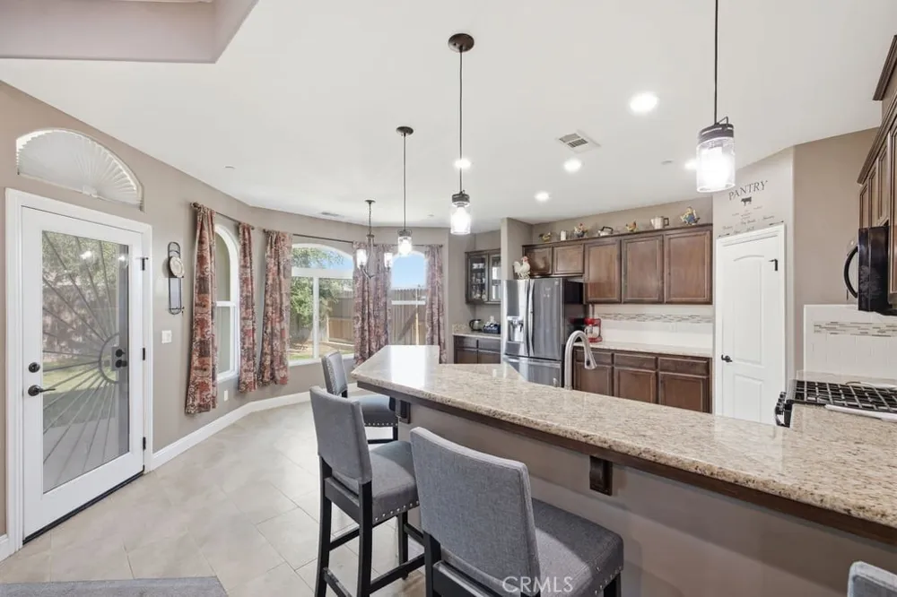 405 Hillard Taft, CA 93268