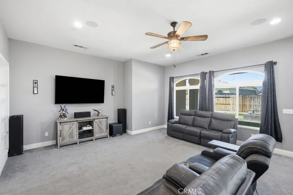 405 Hillard Taft, CA 93268