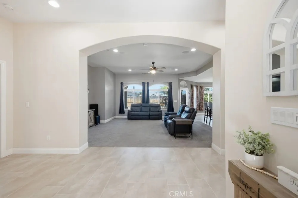 405 Hillard Taft, CA 93268
