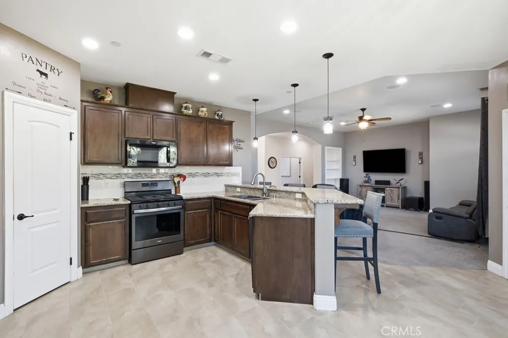 405 Hillard Taft, CA 93268