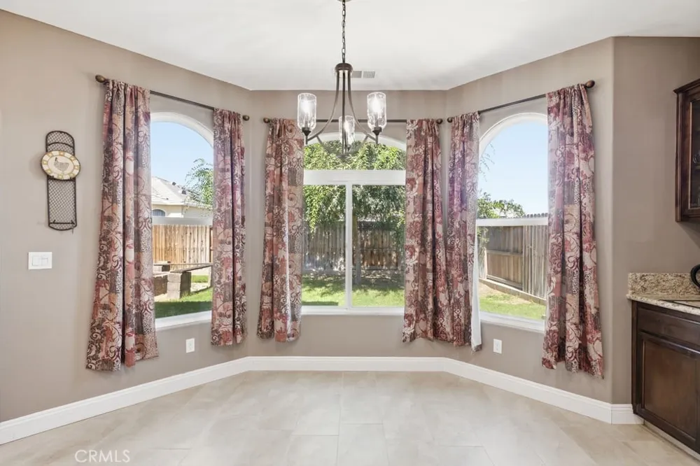 405 Hillard Taft, CA 93268