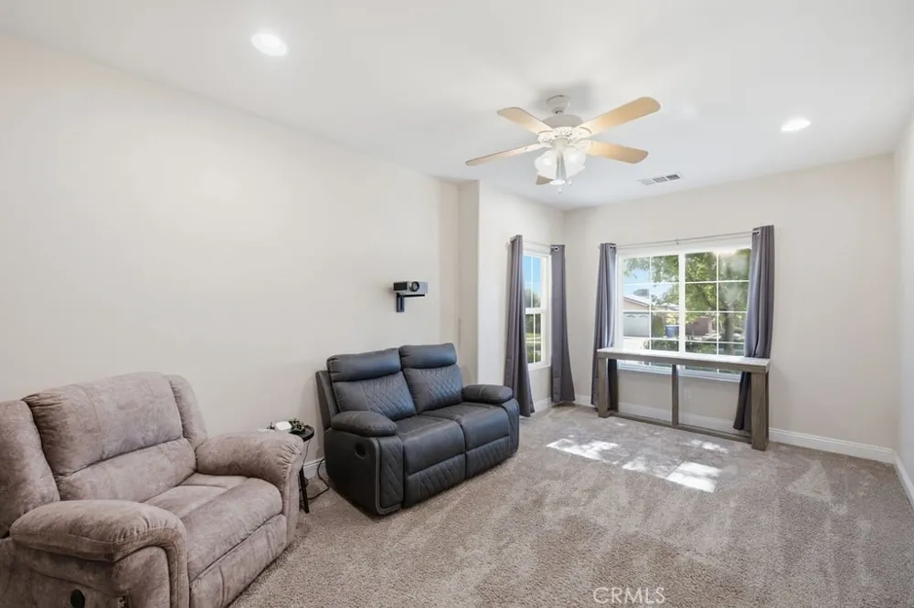 405 Hillard Taft, CA 93268