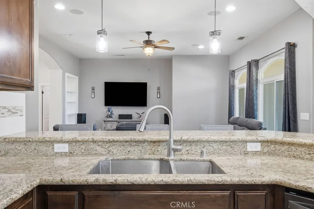 405 Hillard Taft, CA 93268