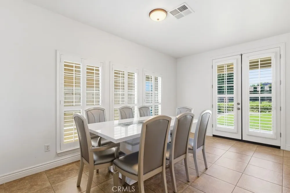 2510 Edingal Bakersfield, CA 93311