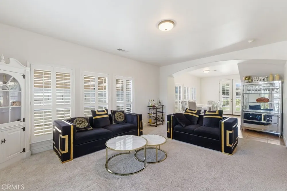 2510 Edingal Bakersfield, CA 93311