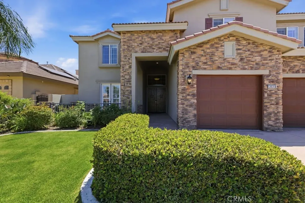 2510 Edingal Bakersfield, CA 93311