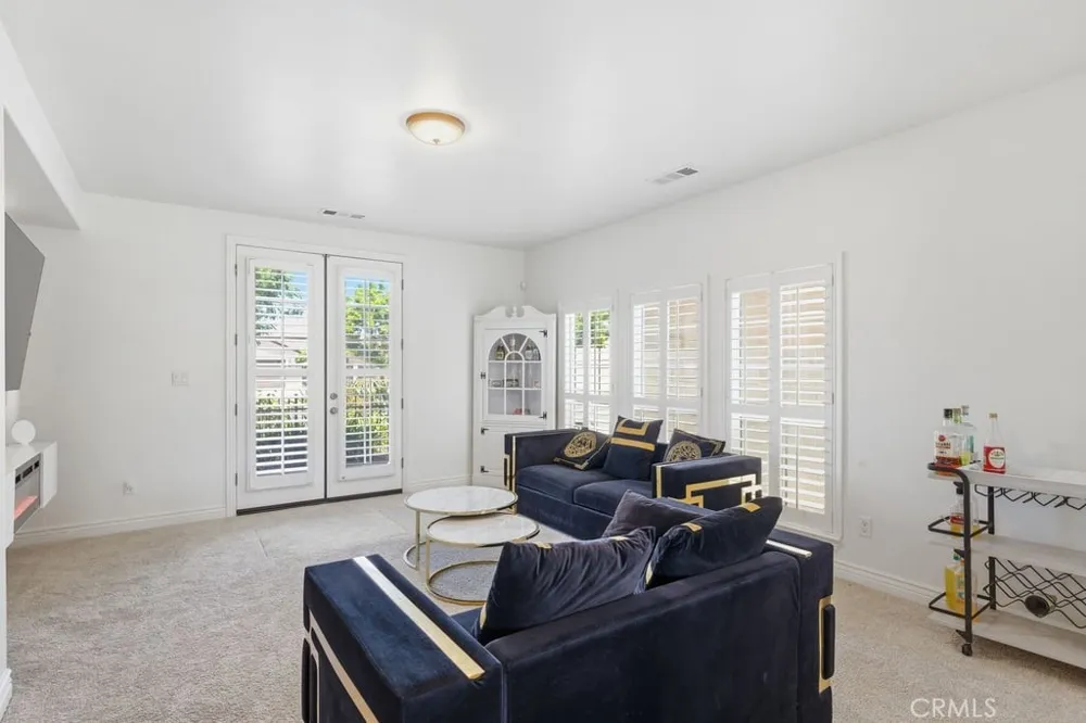 2510 Edingal Bakersfield, CA 93311