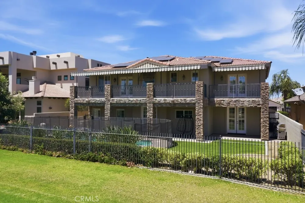 2510 Edingal Bakersfield, CA 93311