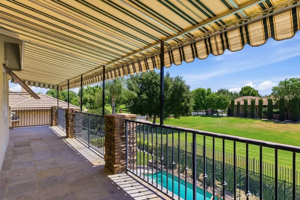 2510 Edingal Bakersfield, CA 93311
