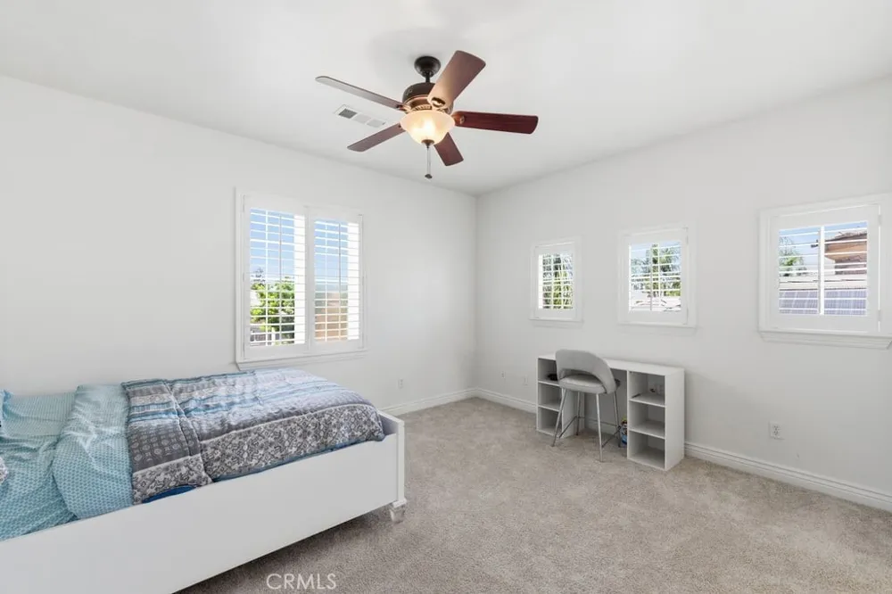 2510 Edingal Bakersfield, CA 93311