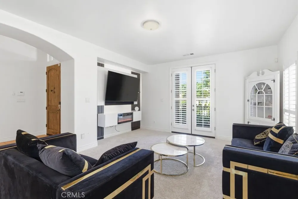 2510 Edingal Bakersfield, CA 93311