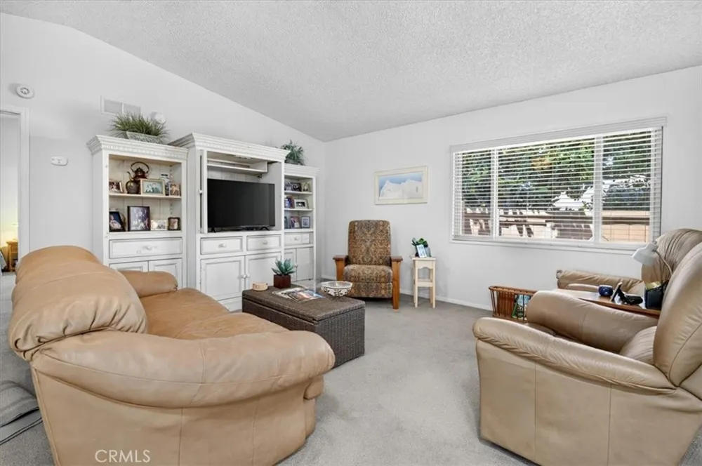 968 S White Dove Drive Santa Maria, CA 93455