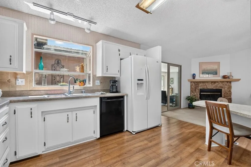 968 S White Dove Drive Santa Maria, CA 93455