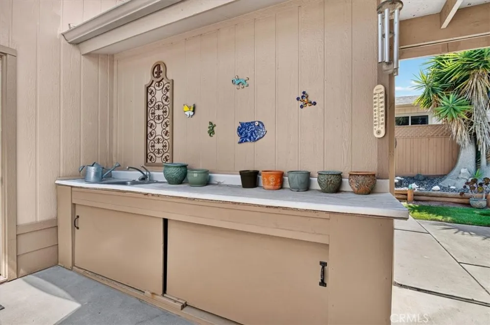 968 S White Dove Drive Santa Maria, CA 93455