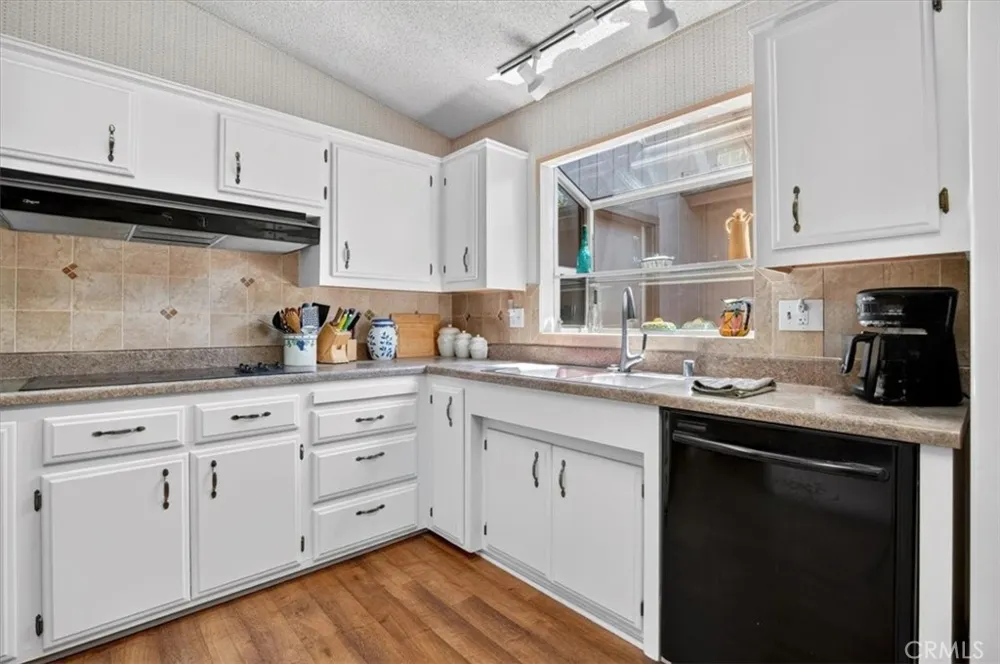 968 S White Dove Drive Santa Maria, CA 93455