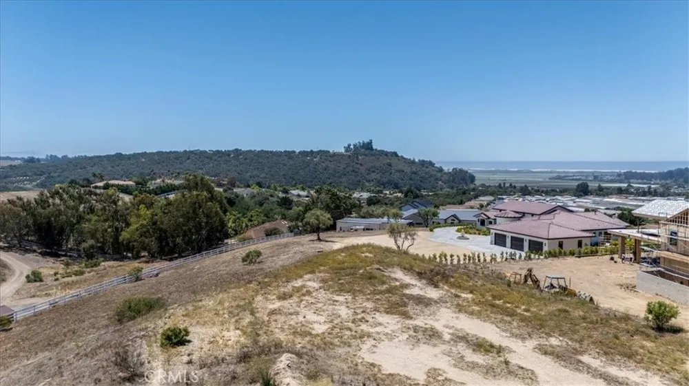 850 Castillo Del Mar Arroyo Grande, CA 93420