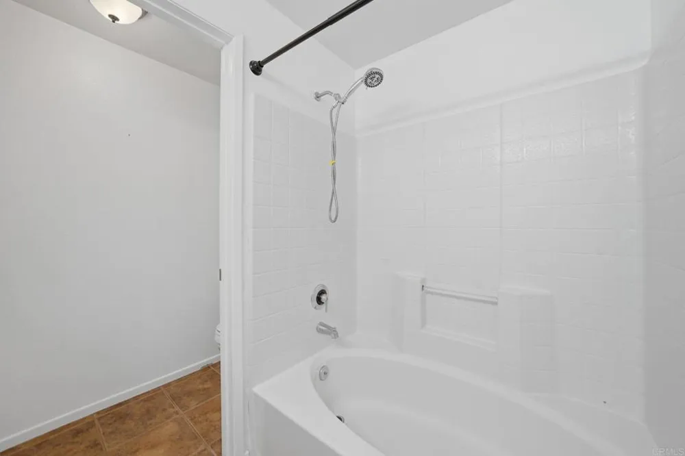 1880 Aubrives Place #2126 Chula Vista, CA 91913