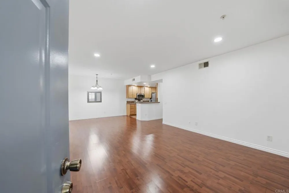 1880 Aubrives Place #2126 Chula Vista, CA 91913