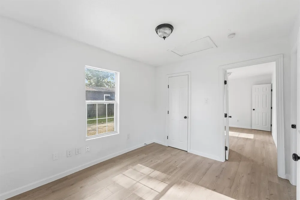 8030 -Record Street Houston, TX 77028