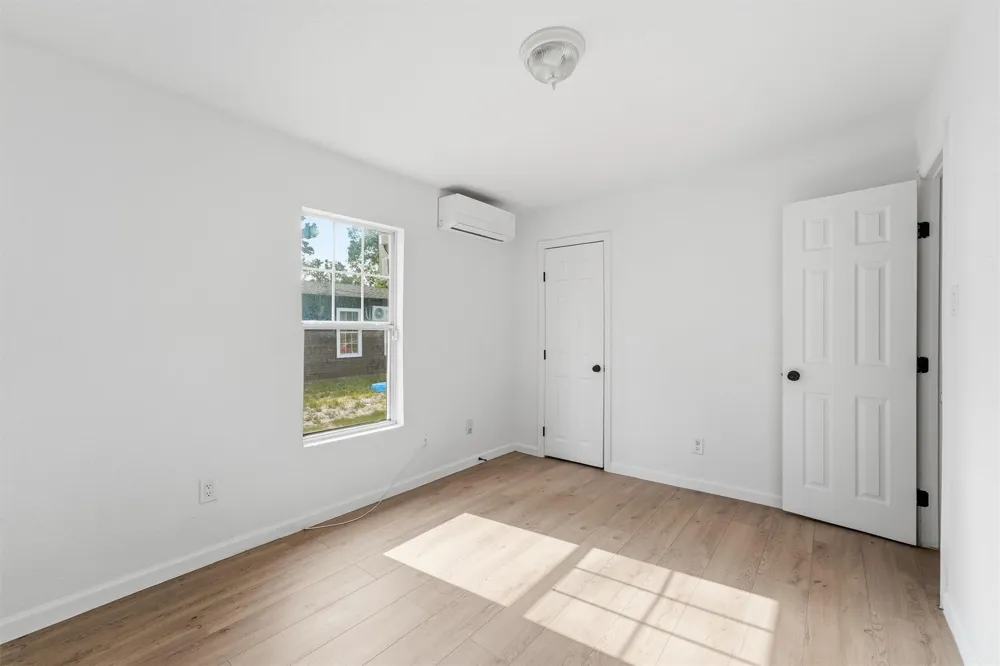 8030 -Record Street Houston, TX 77028