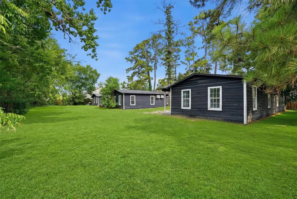 8030 -Record Street Houston, TX 77028