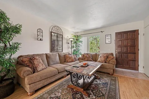 2728 Ariane Dr #52