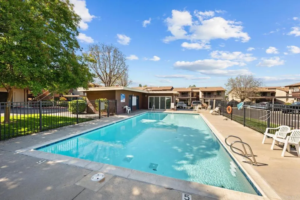 440 Citracado Parkway #38 Escondido, CA 92025