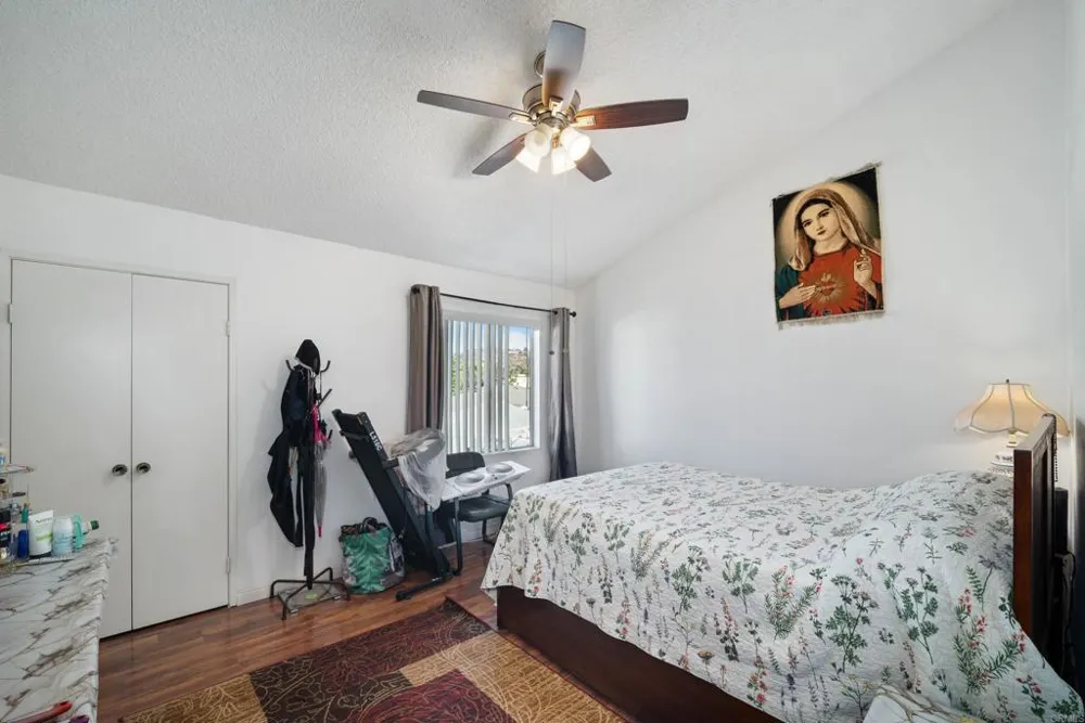 481 S Lincoln Avenue El Cajon, CA 92020