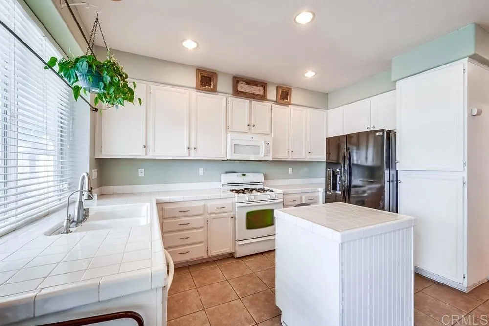 33018 Terrace Drive Temecula, CA 92592