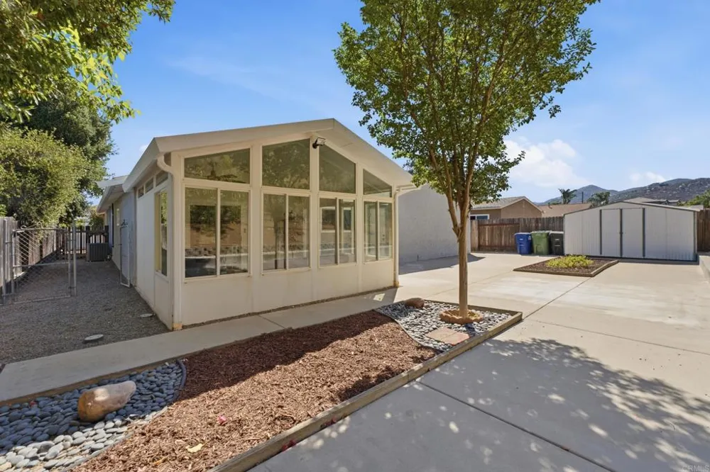 8722 Vanguard Place Lakeside, CA 92040