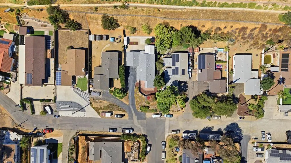 8722 Vanguard Place Lakeside, CA 92040