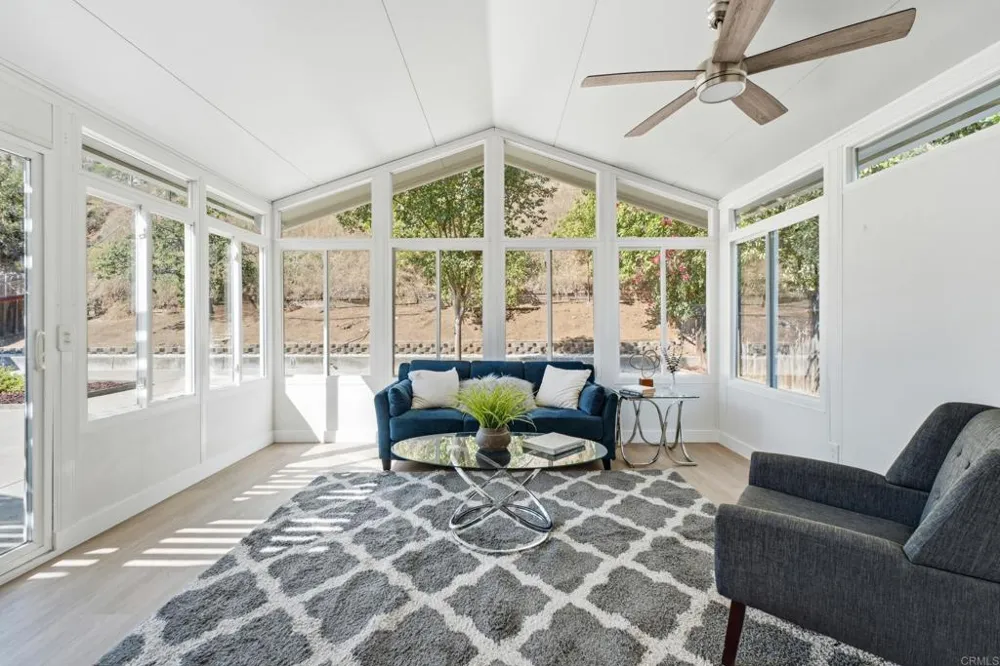 8722 Vanguard Place Lakeside, CA 92040