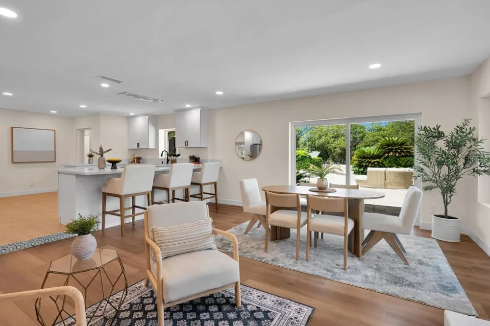 3131 Summit Drive Escondido, CA 92025