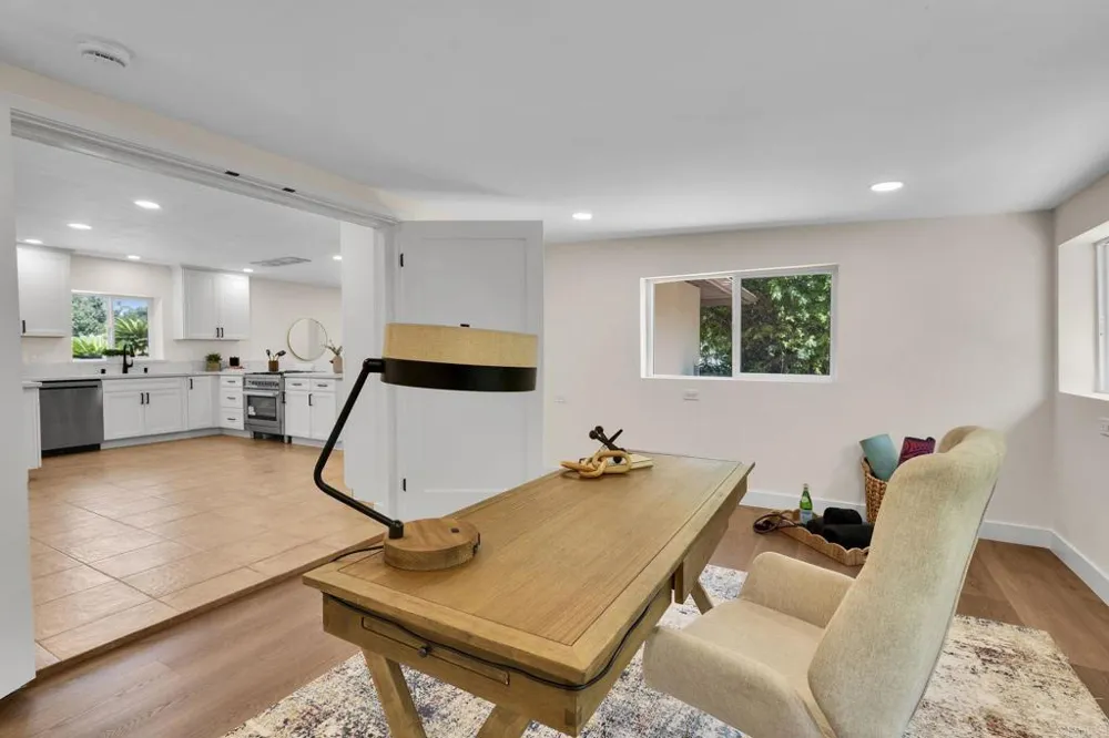3131 Summit Drive Escondido, CA 92025