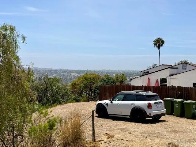 2610 Helix St. Spring Valley, CA 91977