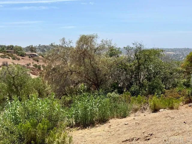 2610 Helix St. Spring Valley, CA 91977