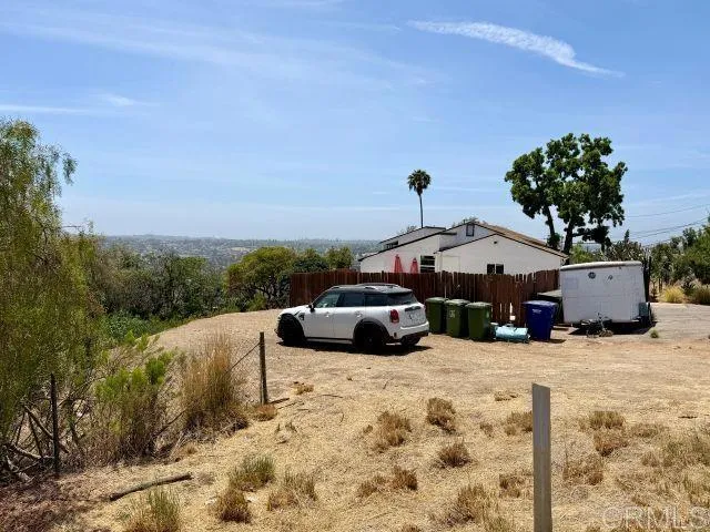 2610 Helix St. Spring Valley, CA 91977