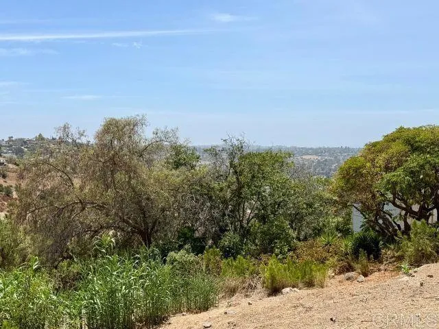 2610 Helix St. Spring Valley, CA 91977