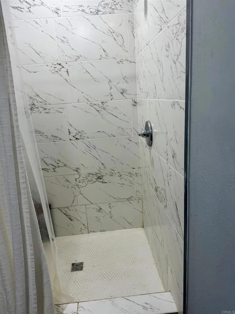 2610 Helix St. Spring Valley, CA 91977