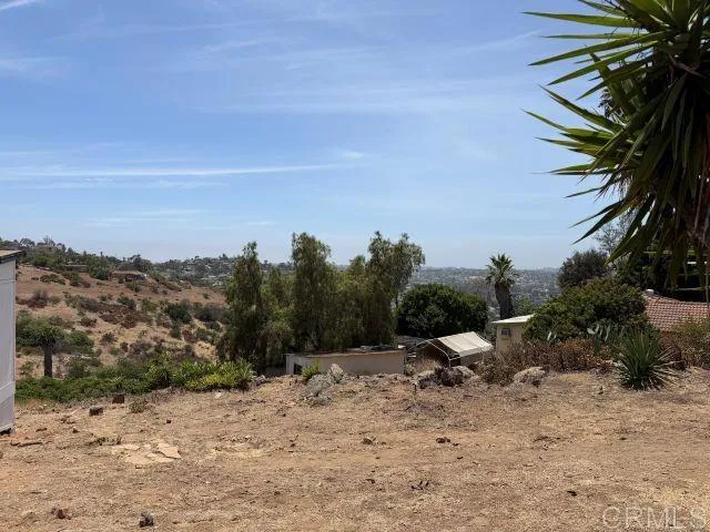 2610 Helix St. Spring Valley, CA 91977