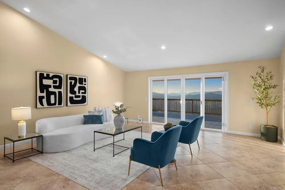 30603 Roadrunner Valley Center, CA 92082