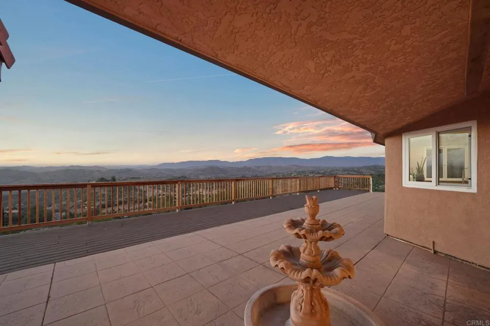 30603 Roadrunner Valley Center, CA 92082
