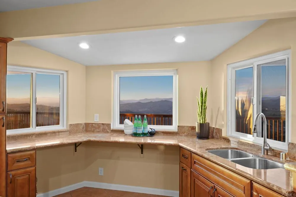 30603 Roadrunner Valley Center, CA 92082