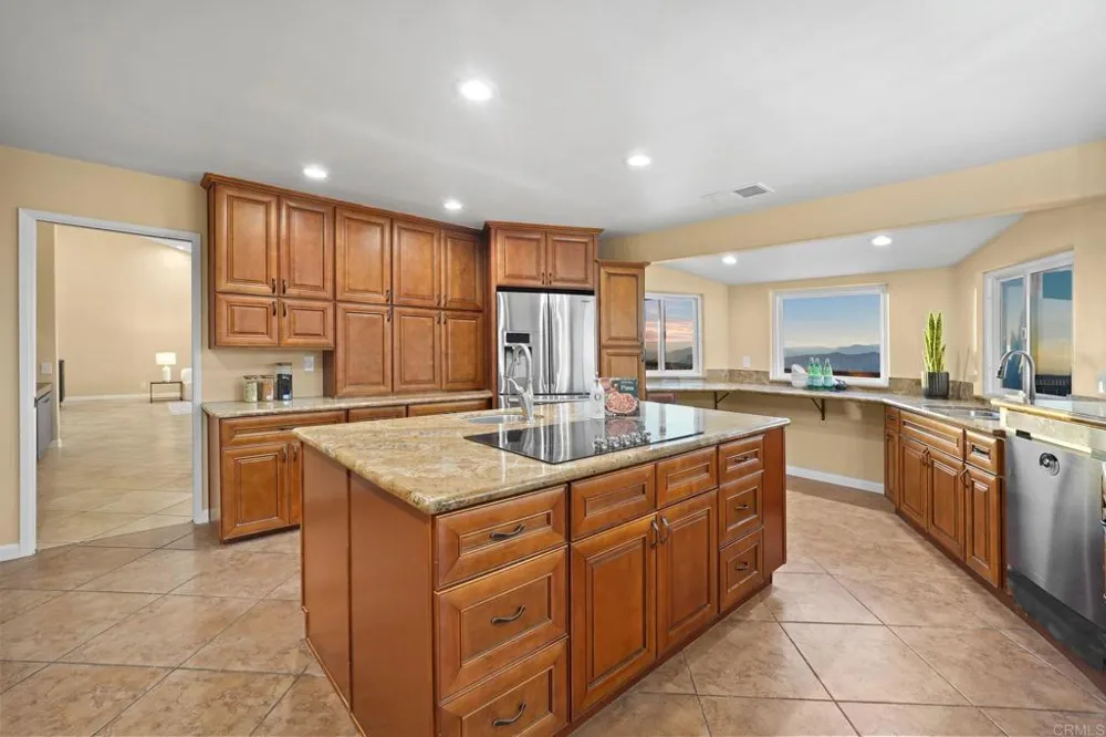 30603 Roadrunner Valley Center, CA 92082