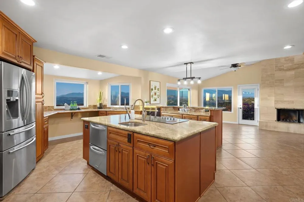 30603 Roadrunner Valley Center, CA 92082